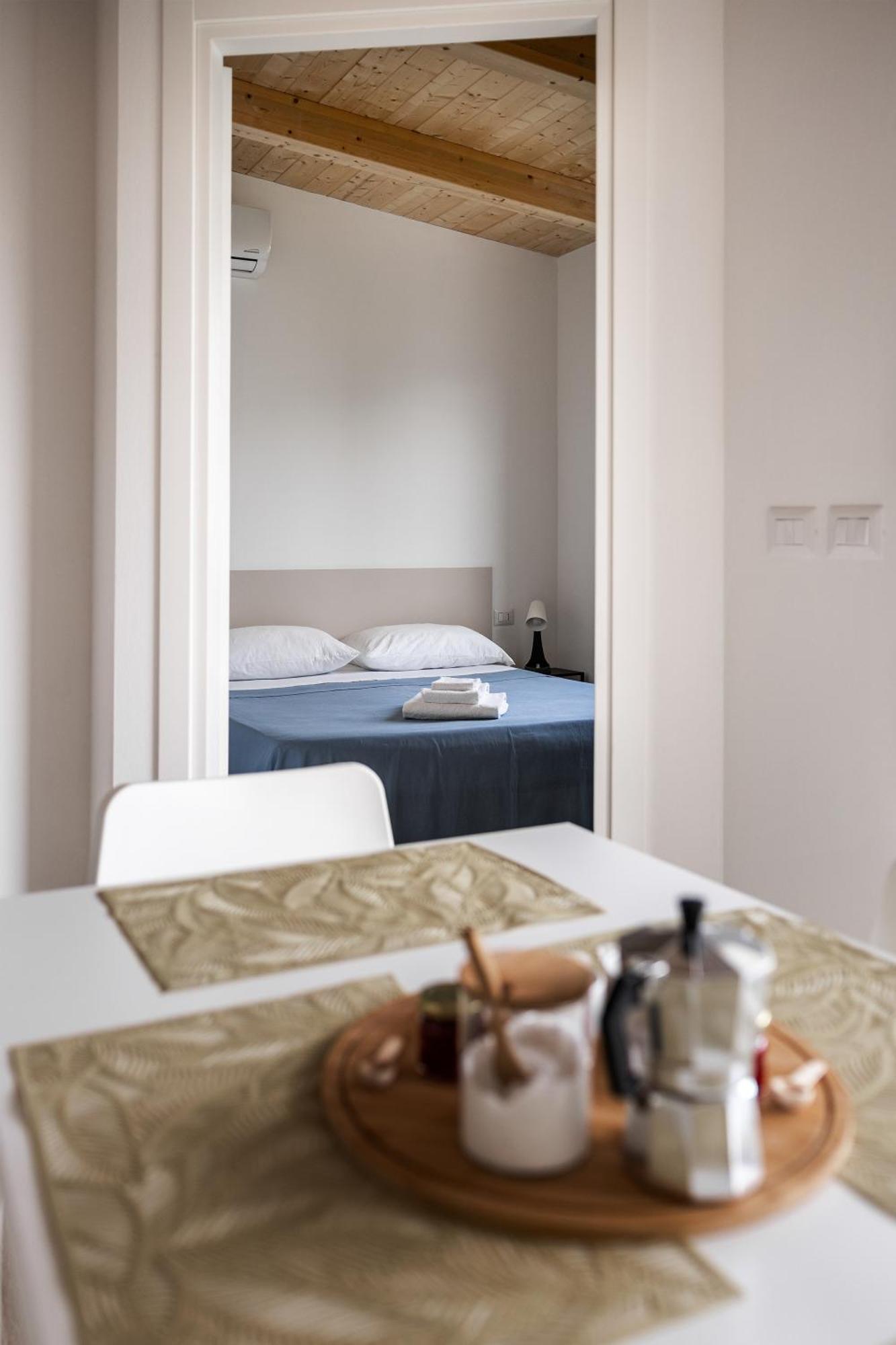 Villaggio Camping Poseidon - Bungalows & Rooms With Sea View In Nature Santa Caterina Dello Ionio Marina Exterior foto